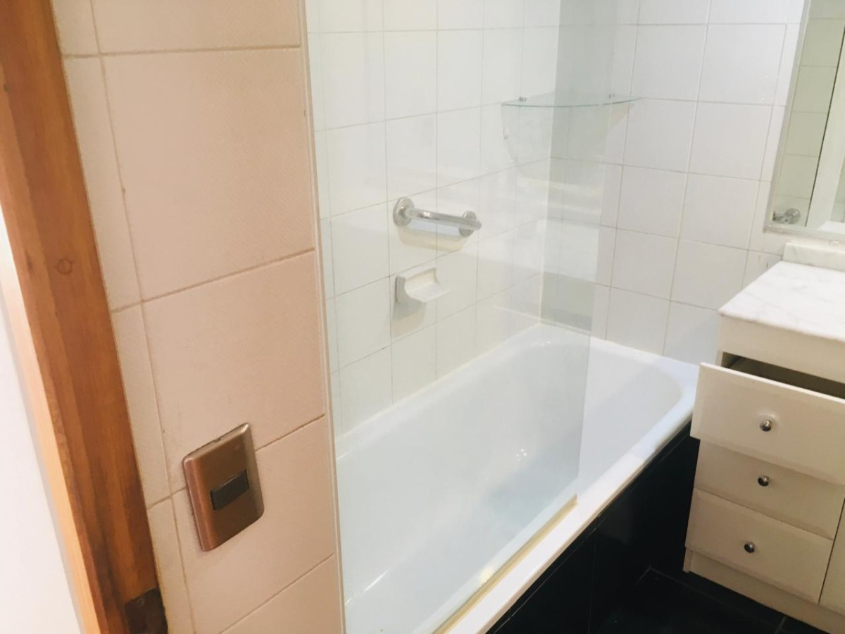 Arriendo Departamento SP 3D en suite Walk-in cl&oacute;set 3B 1E 1B Vaticano - Las Condes