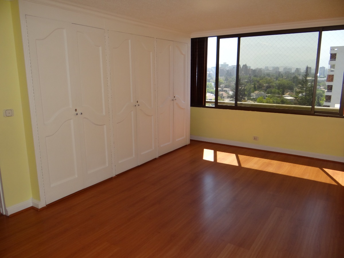 Arriendo Departamento 4D en suite 4B 2E 1B Las Lilas - Providencia