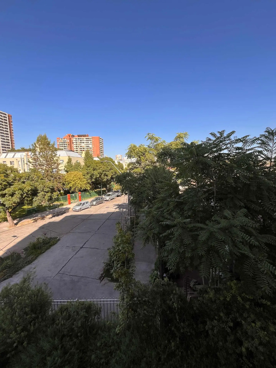 Venta Departamento 3D 2B 1E Metro Monse&ntilde;or Eyzaguirre - &Ntilde;u&ntilde;oa