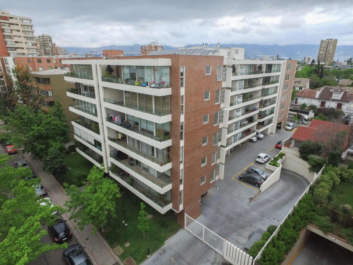 Arriendo Departamento 2D 2B 1E 1B Metro Bilbao - Providencia