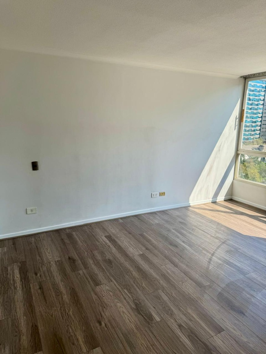 Arriendo Departamento 2D Walk-in cl&oacute;set 2B 1E 1B Nueva Las Condes - Las Condes