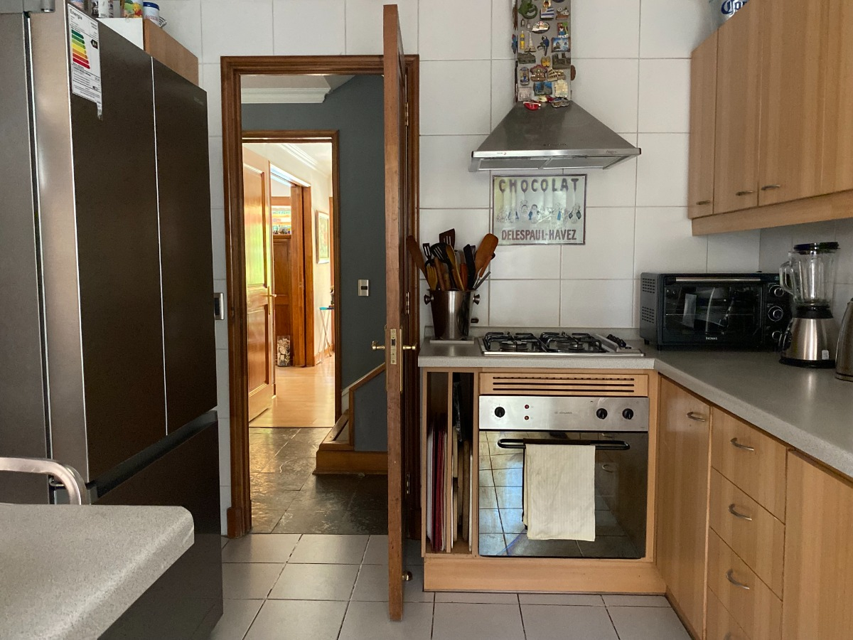 Venta Casa NO 3D en suite Walk-in cl&oacute;set 3B 2E 1B El Huinganal - Lo Barnechea