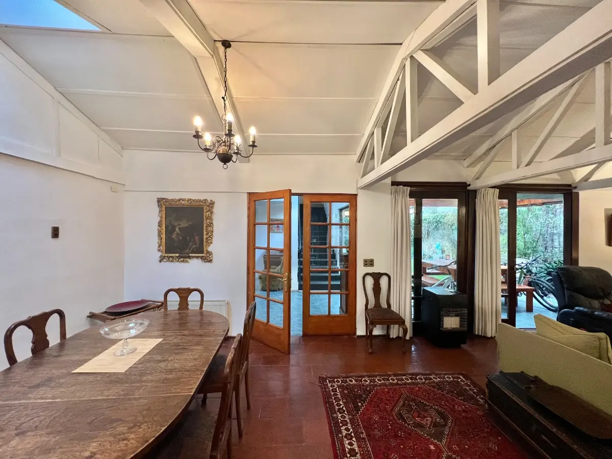 Venta Casa NO 5D 3B 3E 1Bd  - Vitacura