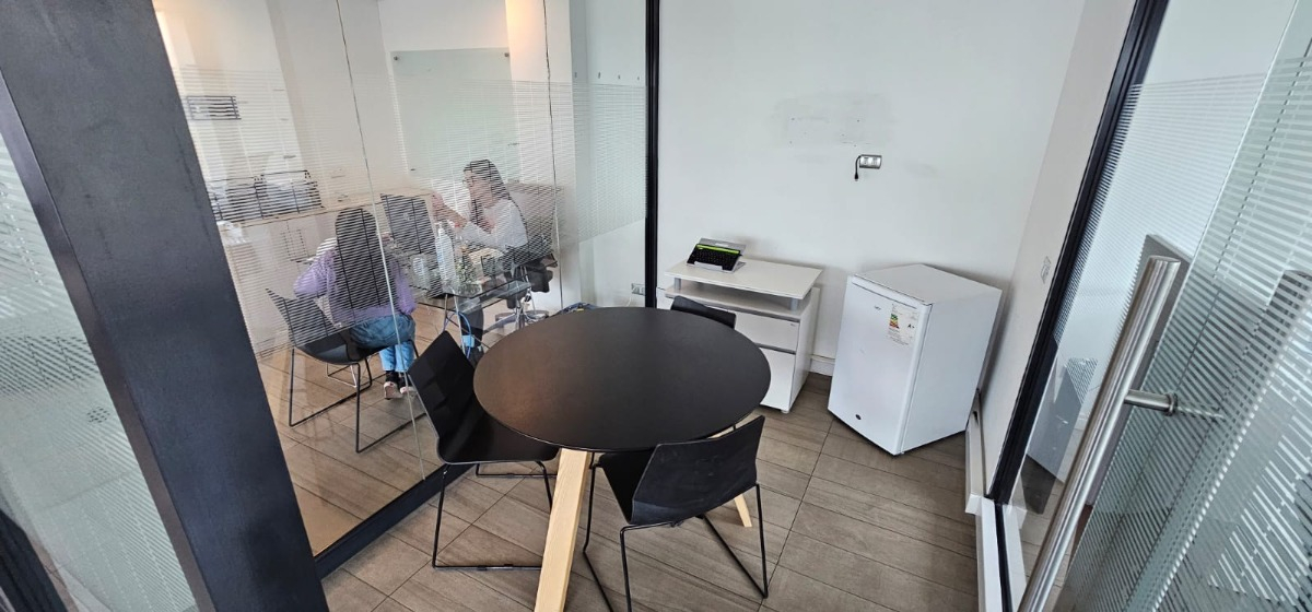 Arriendo Oficina 2B 3E 1B Pedro de Valdivia - Providencia