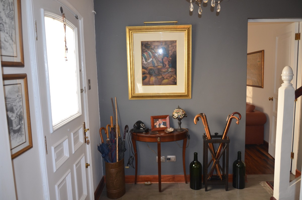 Arriendo Casa NOSP 4D 3B 1E 1B Barrio El Golf - Las Condes