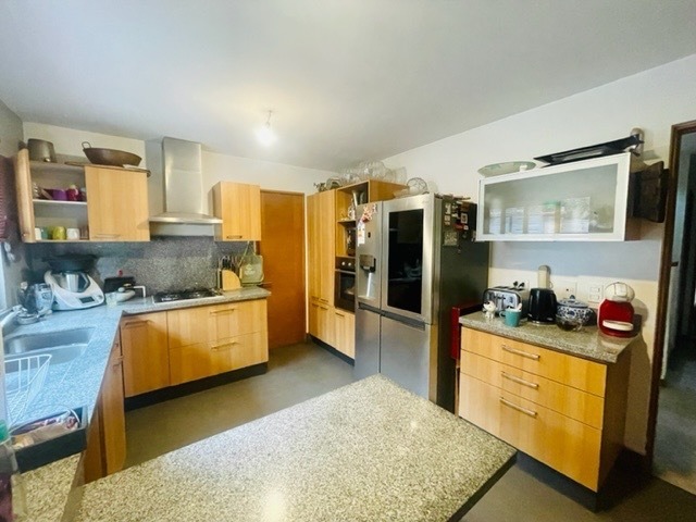 Venta Casa NP 5D en suite Walk-in cl&oacute;set 5B 2E 1B Chicureo - Colina