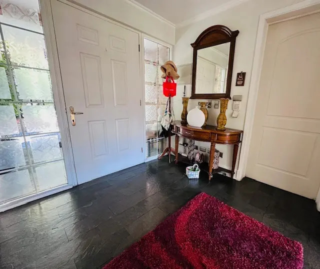 Venta Casa NO 6D en suite 5B 2E 1B El Huinganal - Lo Barnechea