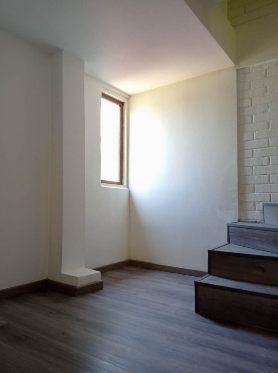Arriendo Casa NO 4D en suite Walk-in cl&oacute;set 3B 1B Diagonal Oriente - &Ntilde;u&ntilde;oa