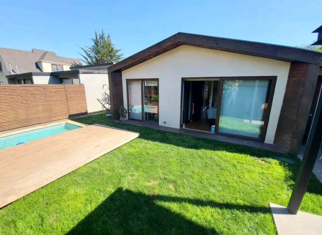 Arriendo Casa NOSP 3D Walk-in cl&oacute;set 3B 1E 1B Metro Hernando de Magallanes - Las Condes