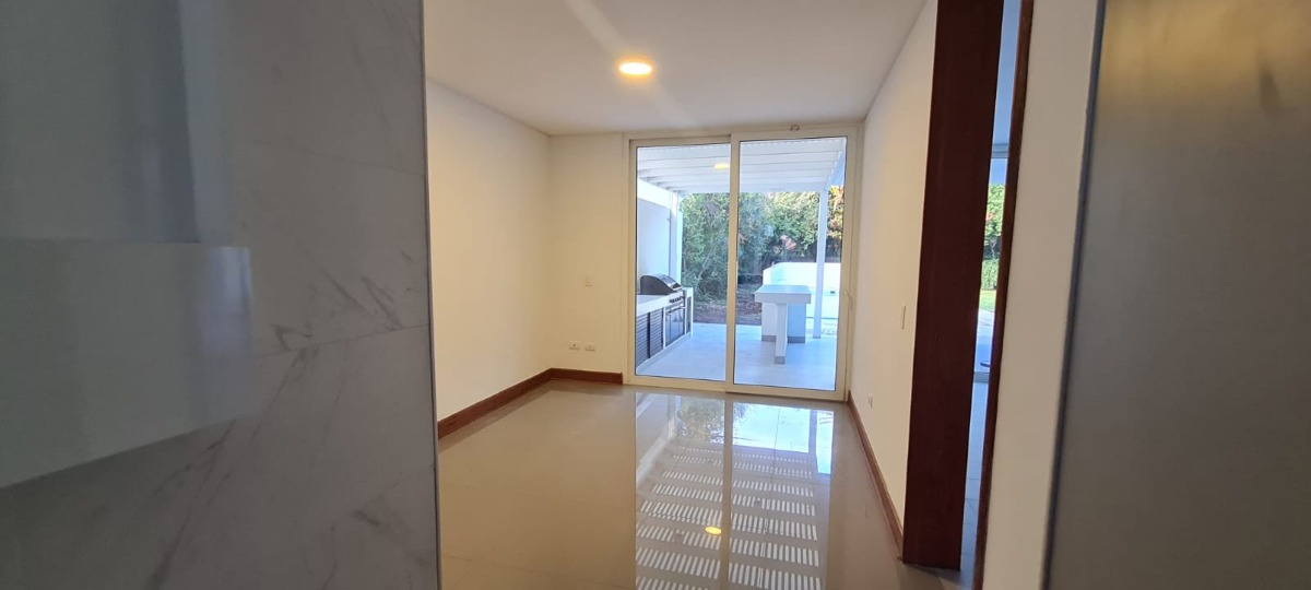 Venta Casa O 6D en suite Walk-in cl&oacute;set 6B 5E 1B  - Lo Barnechea