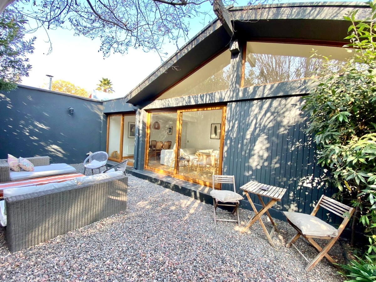 Arriendo Casa NP 4D Walk-in cl&oacute;set 3B 2E  - Vitacura