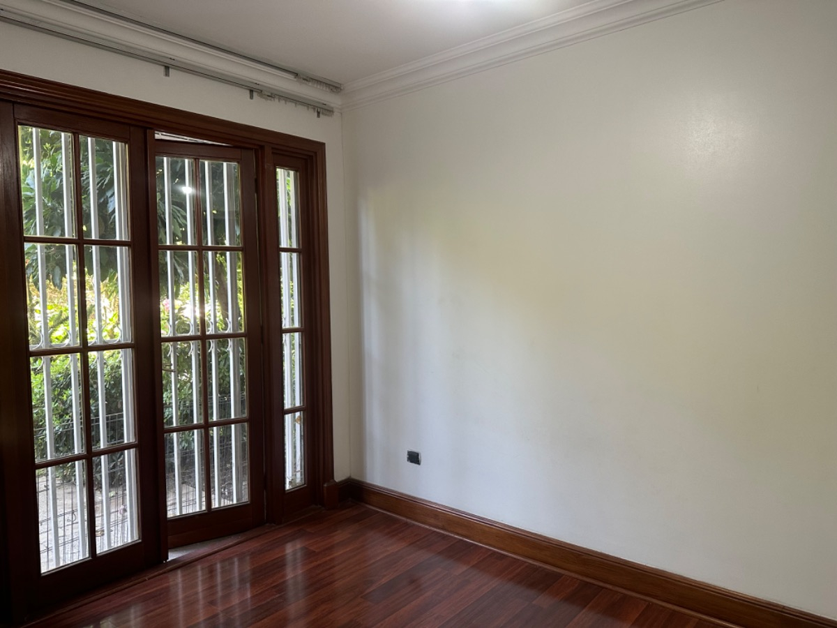 Arriendo Departamento SO 4D en suite Walk-in cl&oacute;set 4B 3E 1B Lo Curro - Vitacura