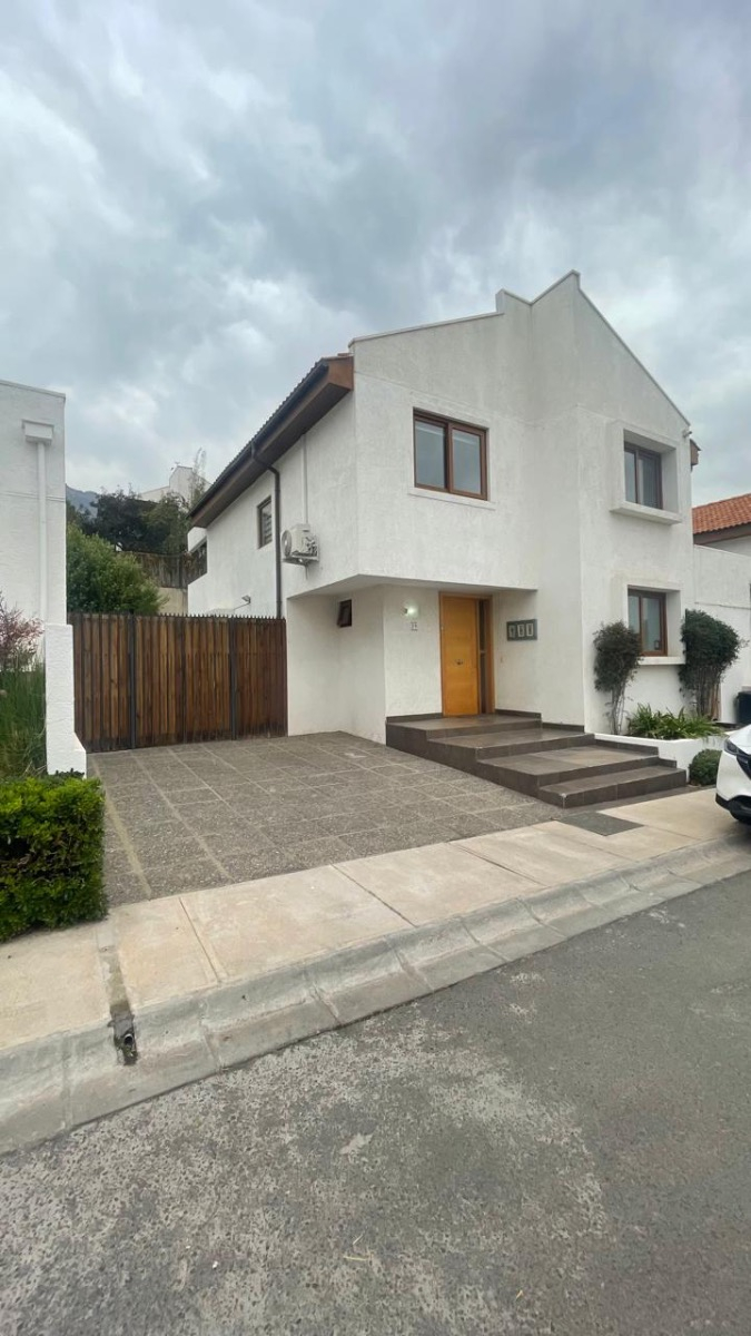 Venta Casa 4D 3B 2E 1B La Reina Alta - La Reina