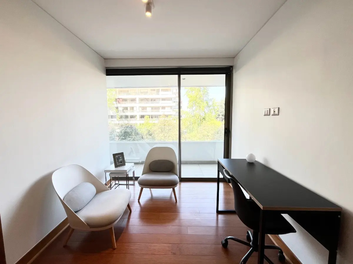 Arriendo Departamento S 4D en suite Walk-in cl&oacute;set 3B 2E 1Bd Barrio El Golf - Las Condes