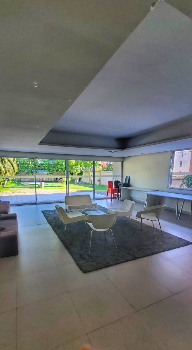 Arriendo Departamento NO 3D en suite Walk-in cl&oacute;set 2B 1E 1B Campus Oriente - Providencia