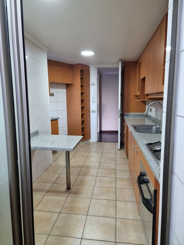 Venta Departamento NO 4D en suite Walk-in cl&oacute;set 2B 1E 1B Metro Irarr&aacute;zaval - &Ntilde;u&ntilde;oa