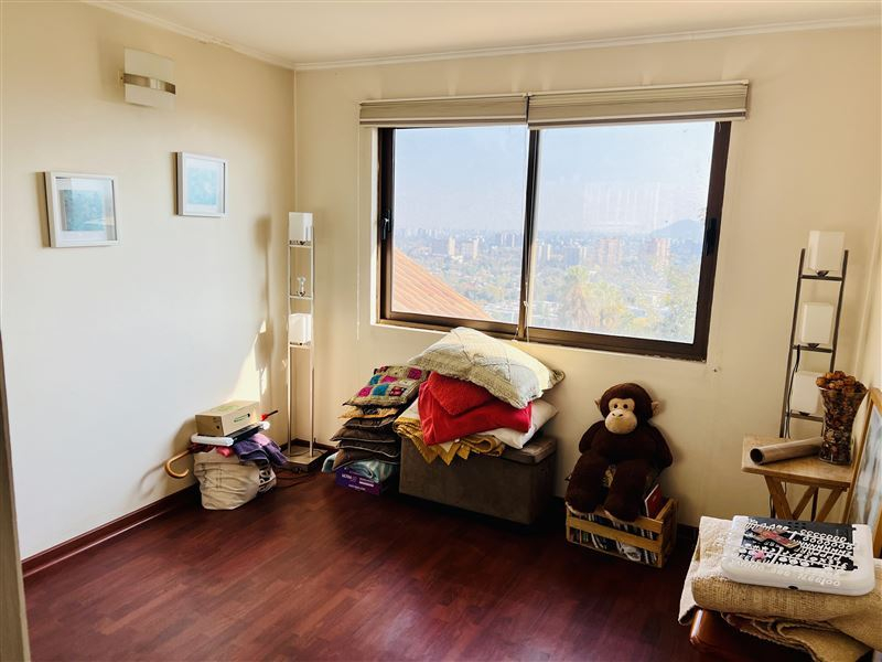Venta Casa Poniente 5D en suite Walk-in cl&oacute;set 6B 4E 1B El Remanso - Las Condes