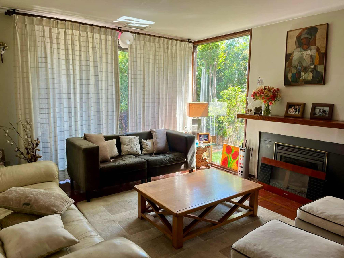 Arriendo Casa 5D 3B 2E Los Dominicos - Las Condes