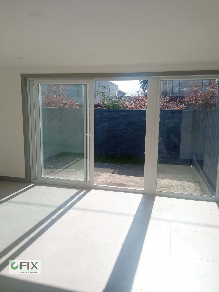 Venta Casa NP 3D en suite Walk-in cl&oacute;set 3B 2E 1B Rotonda Atenas - Las Condes