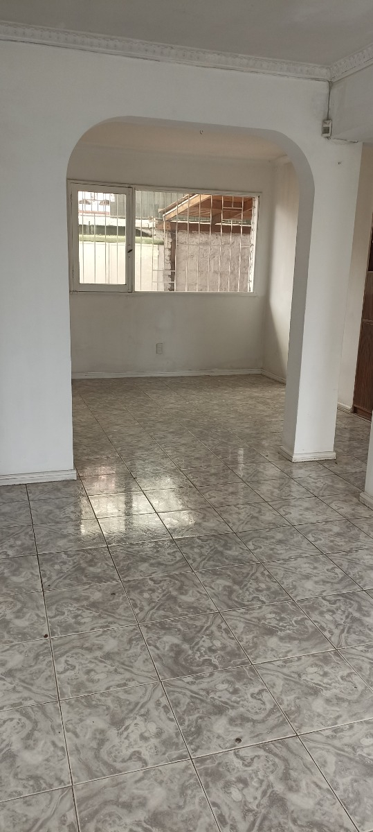 Venta Casa SP 5D 2B 1E 1B Metro Hernando de Magallanes - Las Condes