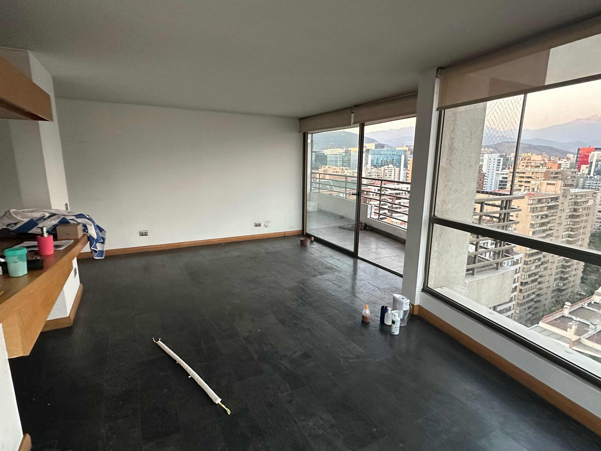 Arriendo Departamento 2D 2B 1E 1B Metro Escuela Militar - Las Condes
