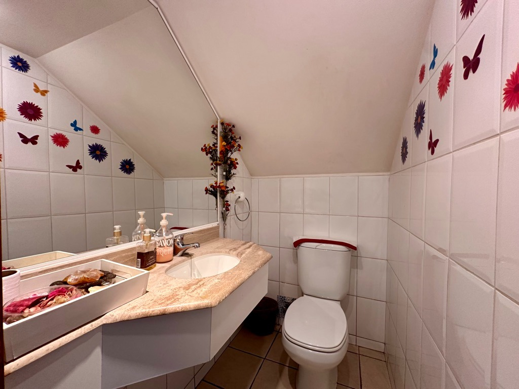 Venta Casa NO 6D en suite Walk-in cl&oacute;set 5B 2E 1B San Carlos de Apoquindo - Las Condes