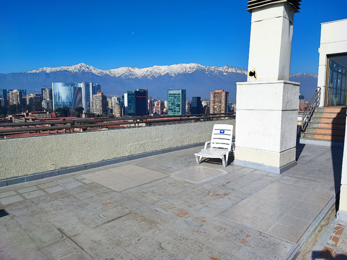 Venta Departamento 3D Walk-in cl&oacute;set 3B 1E 1B Metro Escuela Militar - Las Condes