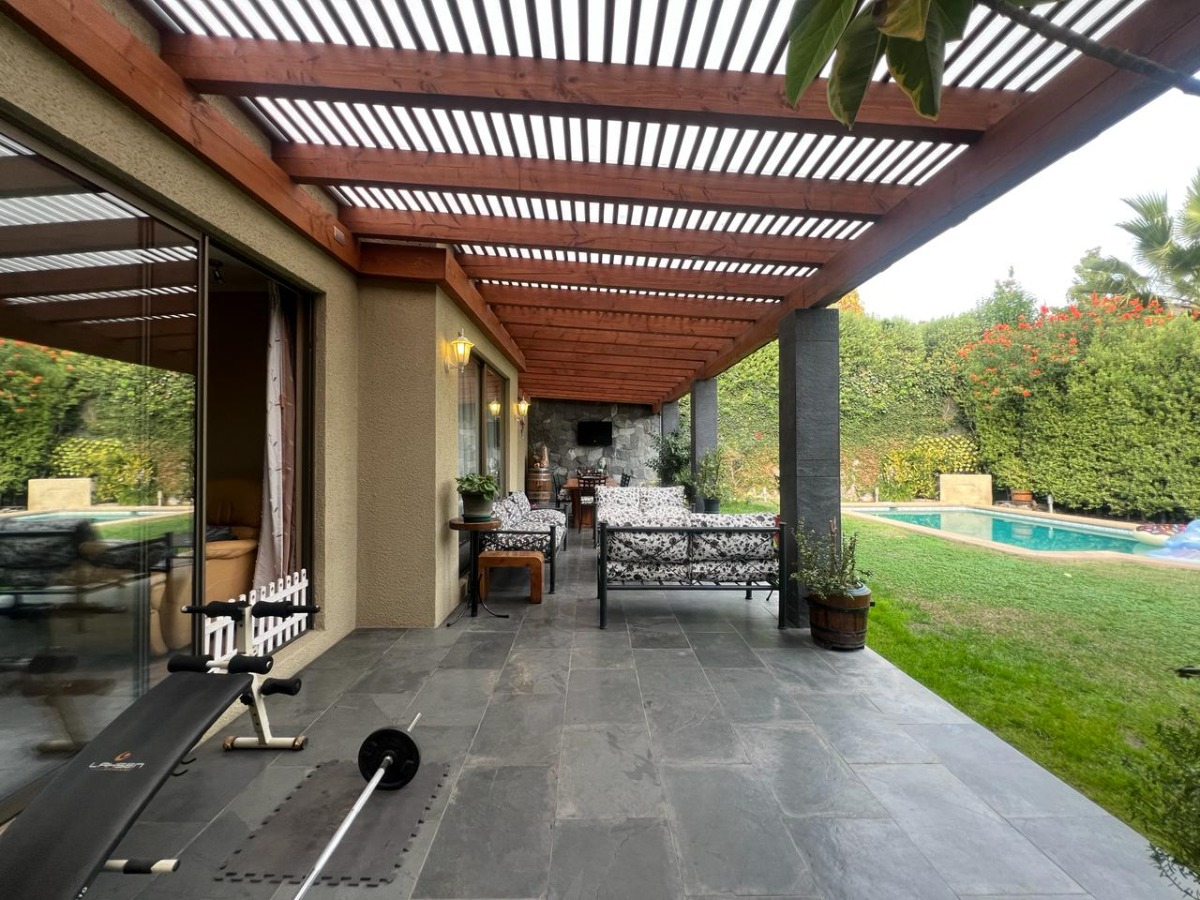 Venta Casa NP 5D en suite Walk-in cl&oacute;set 5B 4E 2B La Reina Alta - La Reina