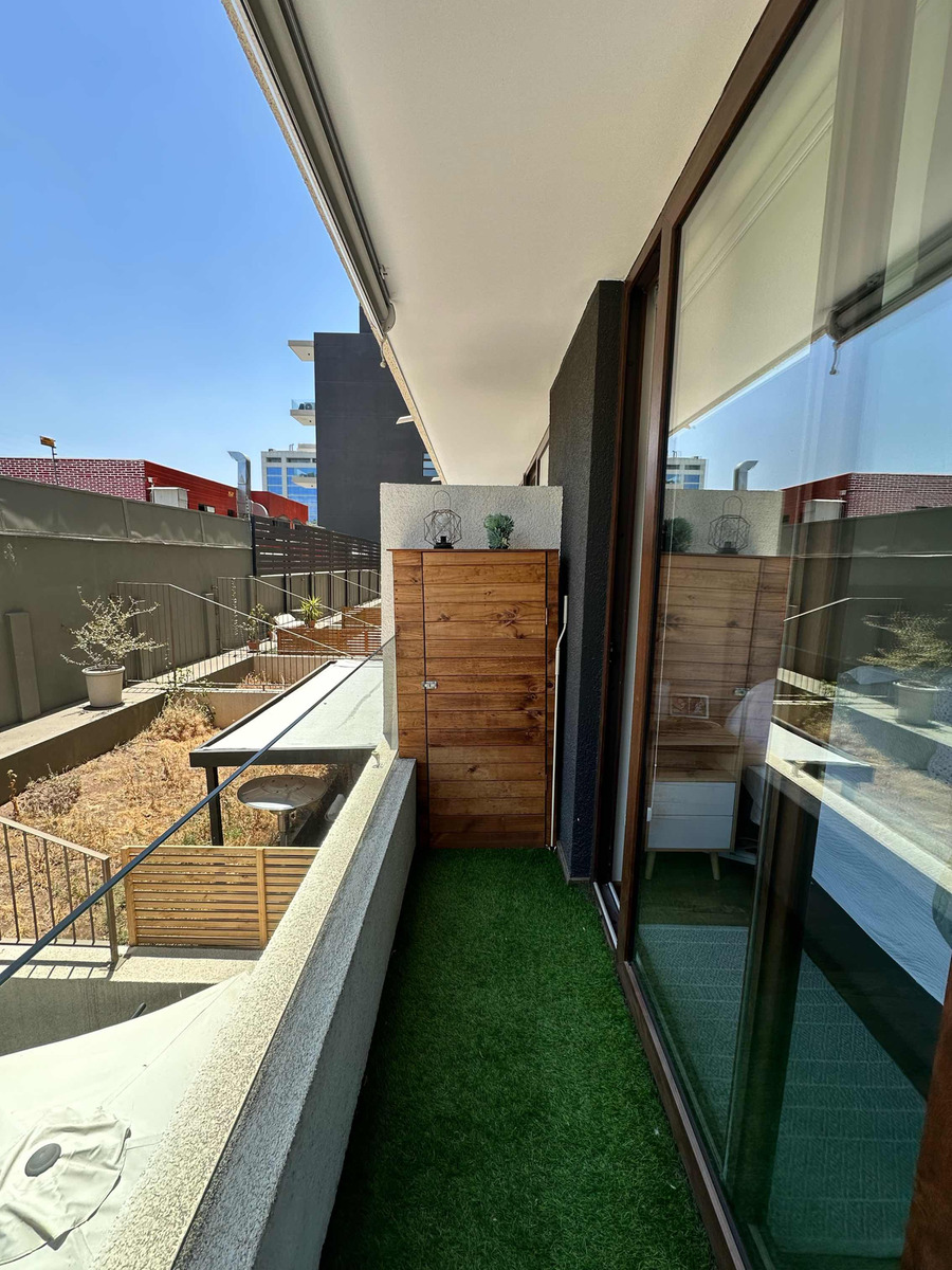 Arriendo Departamento NP 2D en suite 2B 1E 1B Metro Hernando de Magallanes - Las Condes