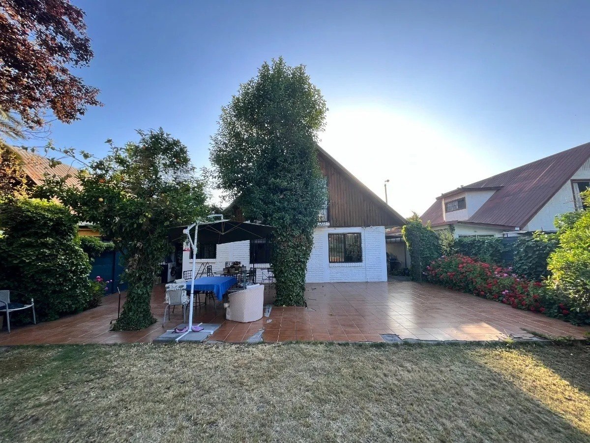 Venta Casa P 4D Walk-in cl&oacute;set 3B 2E 1B La Llaver&iacute;a - Vitacura