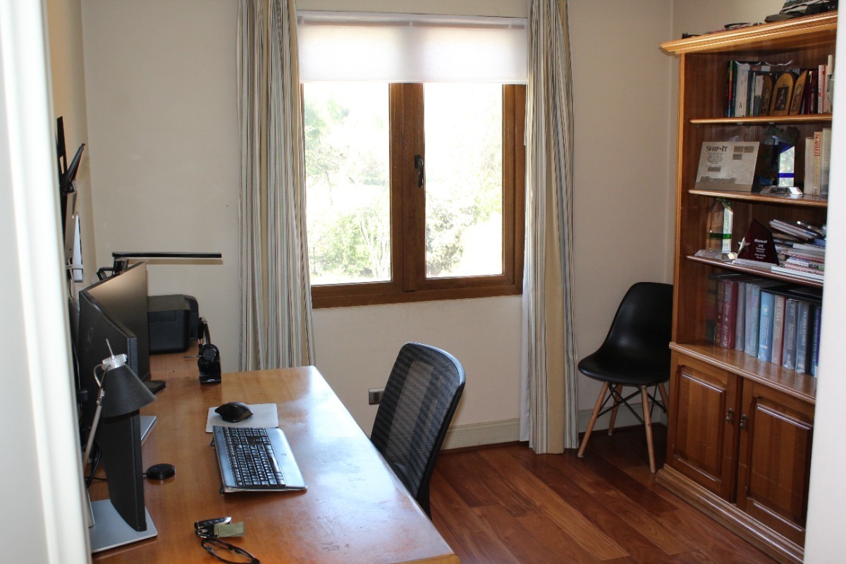 Venta Casa O 5D en suite Walk-in cl&oacute;set 4B 2E Chicureo - Colina