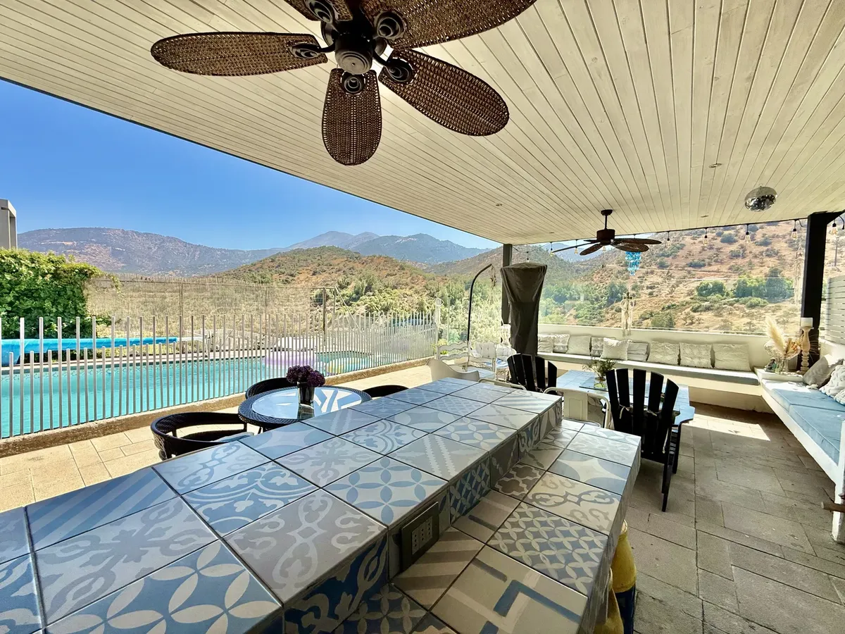 Venta Casa NO 5D 5B 2E El Huinganal - Lo Barnechea