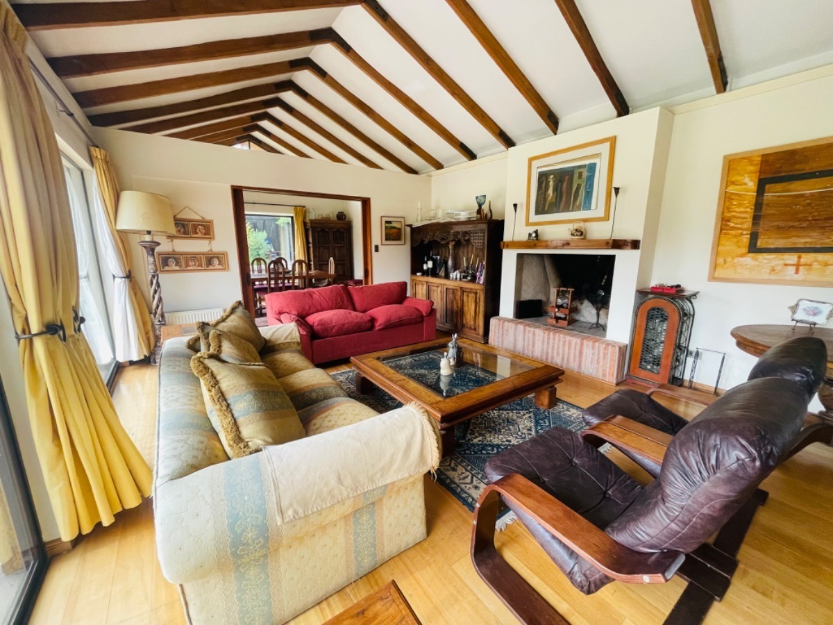 Venta Casa NP 5D en suite Walk-in cl&oacute;set 6B 10E 1B Chicureo - Colina