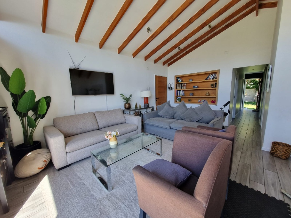 Arriendo Casa 4D Villa El Dorado - Vitacura