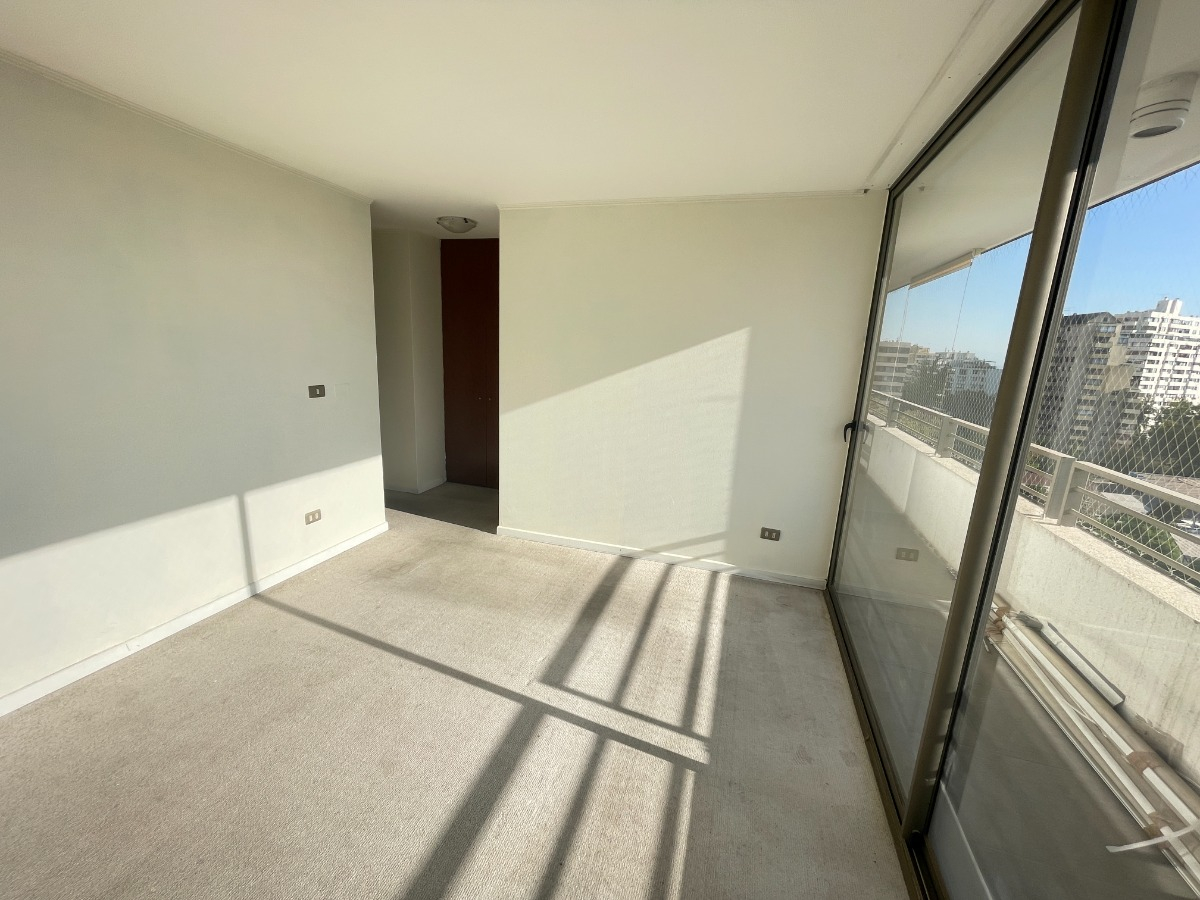 Venta Departamento NP 4D en suite Walk-in cl&oacute;set 3B 2E 2Bd Rotonda Atenas - Las Condes