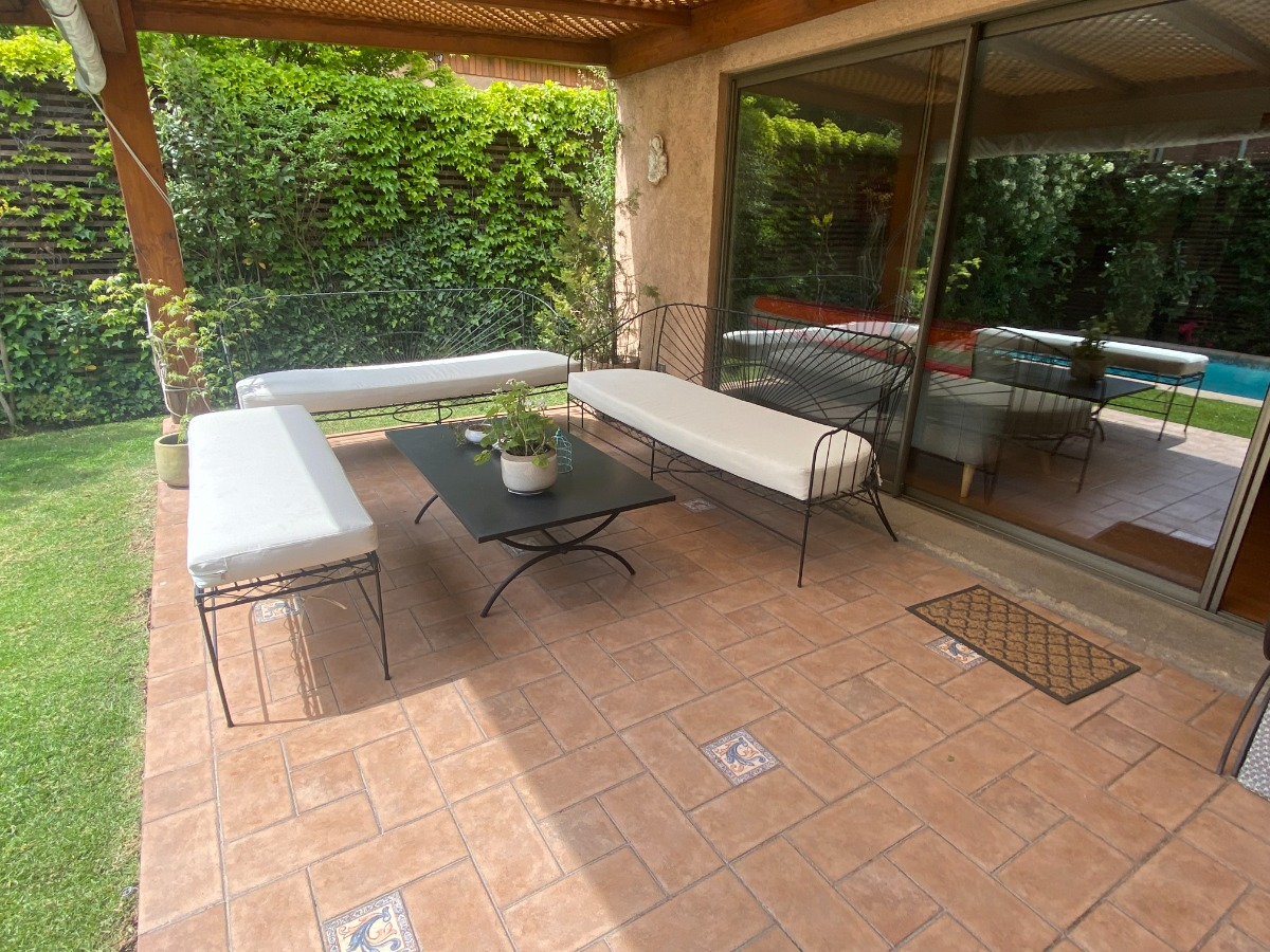 Venta Casa NOSP 4D en suite Walk-in cl&oacute;set 4B 2E 1B San Carlos de Apoquindo - Las Condes