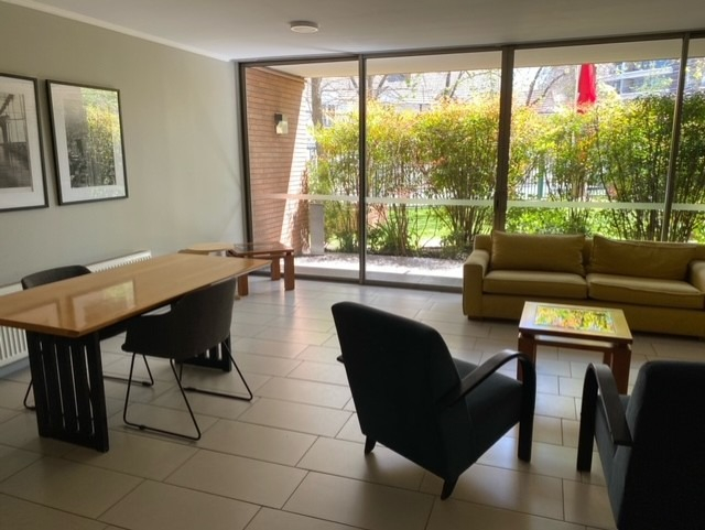 Arriendo Departamento SP 2D en suite Walk-in cl&oacute;set 2B 1E 1B Barrio El Golf - Las Condes