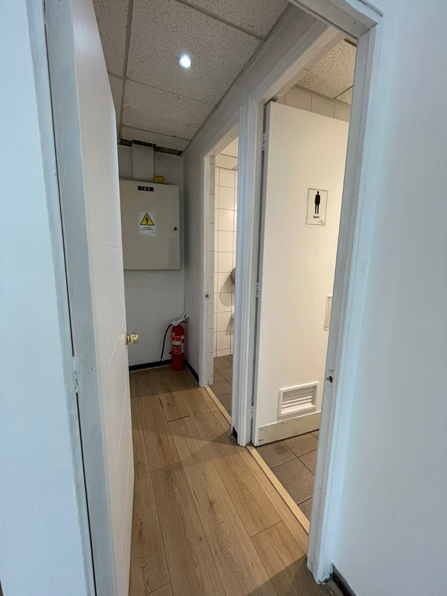 Arriendo Oficina 2B Centro Financiero - Las Condes