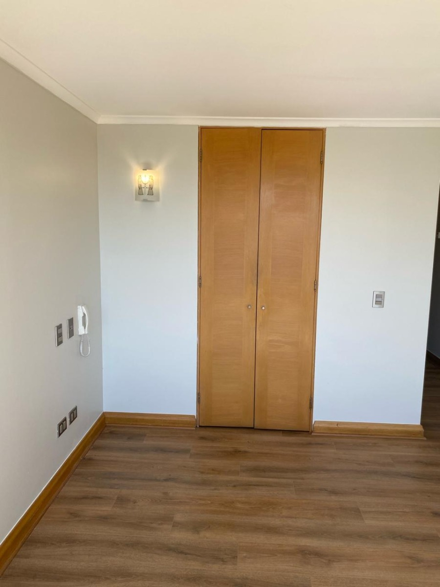 Arriendo Departamento 4D en suite 3B 2E 1B Metro Escuela Militar - Las Condes