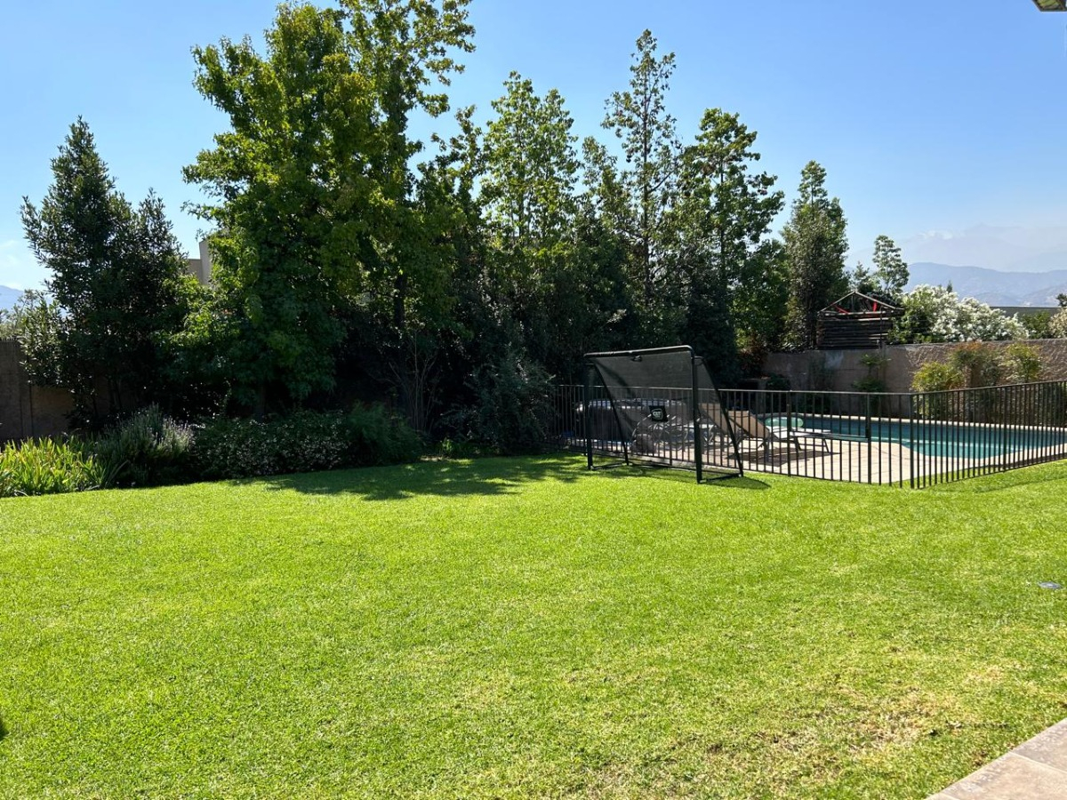 Venta Casa N 5D en suite Walk-in cl&oacute;set 4B 4E 1B La Dehesa - Lo Barnechea