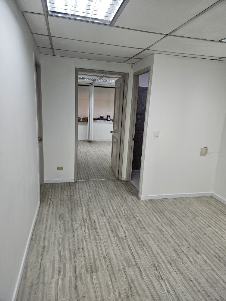 Venta Oficina P 1B 1E Juan XXIII - Vitacura