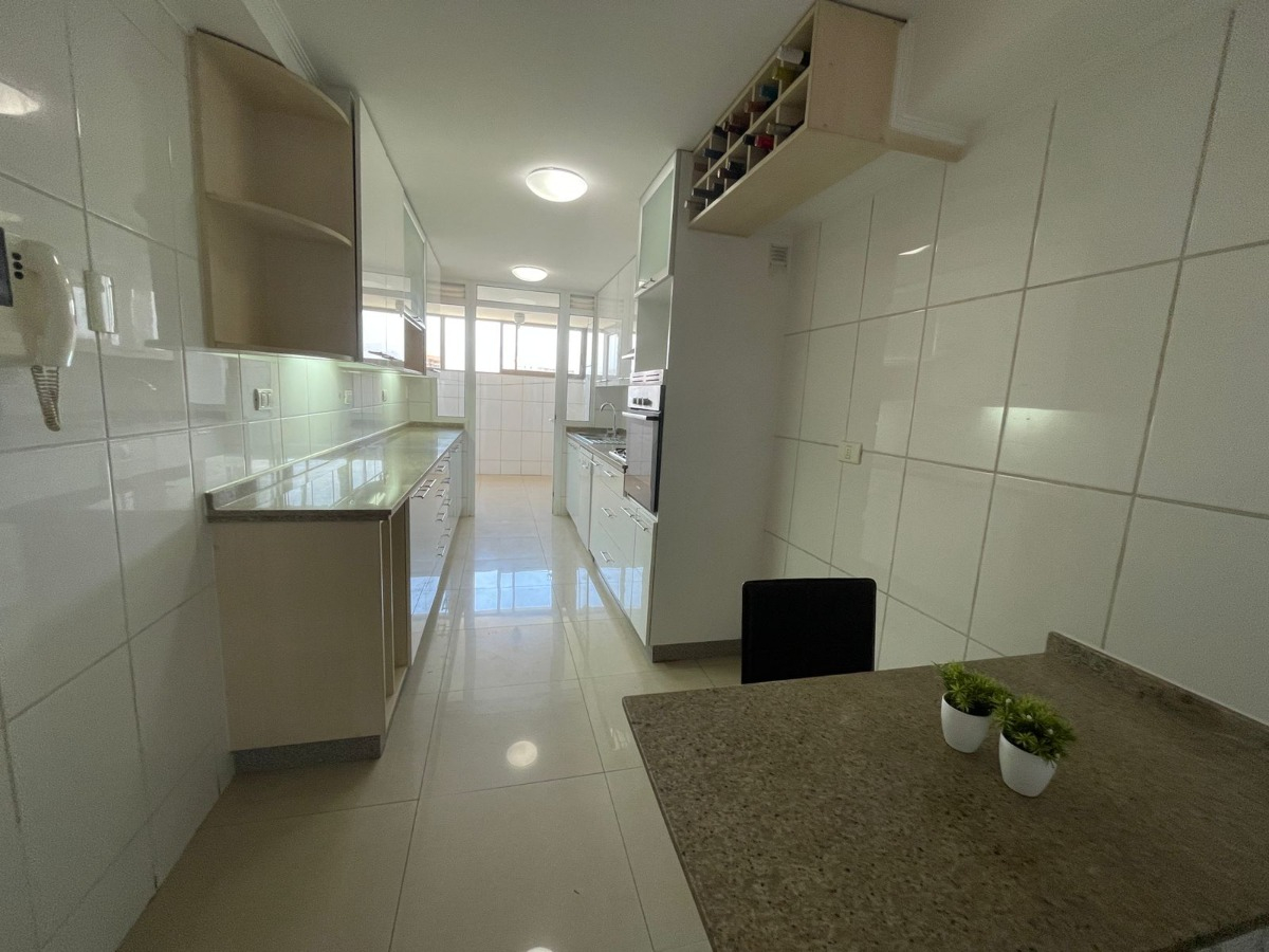 Arriendo Departamento NO 4D en suite Walk-in cl&oacute;set 4B 2E 1B Parque Arauco - Las Condes