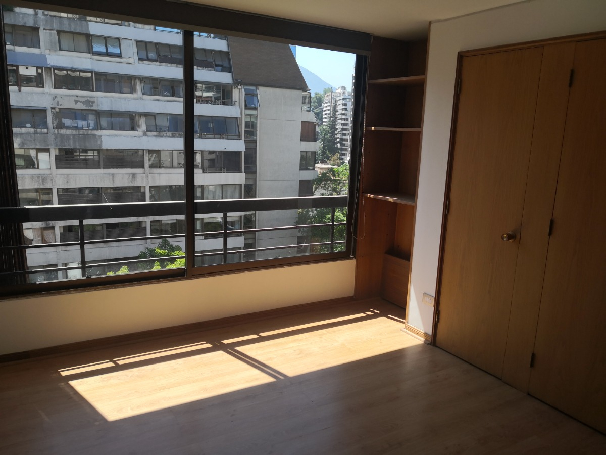 Venta Departamento NO 3D 3B 2E 1B Barrio El Golf - Las Condes