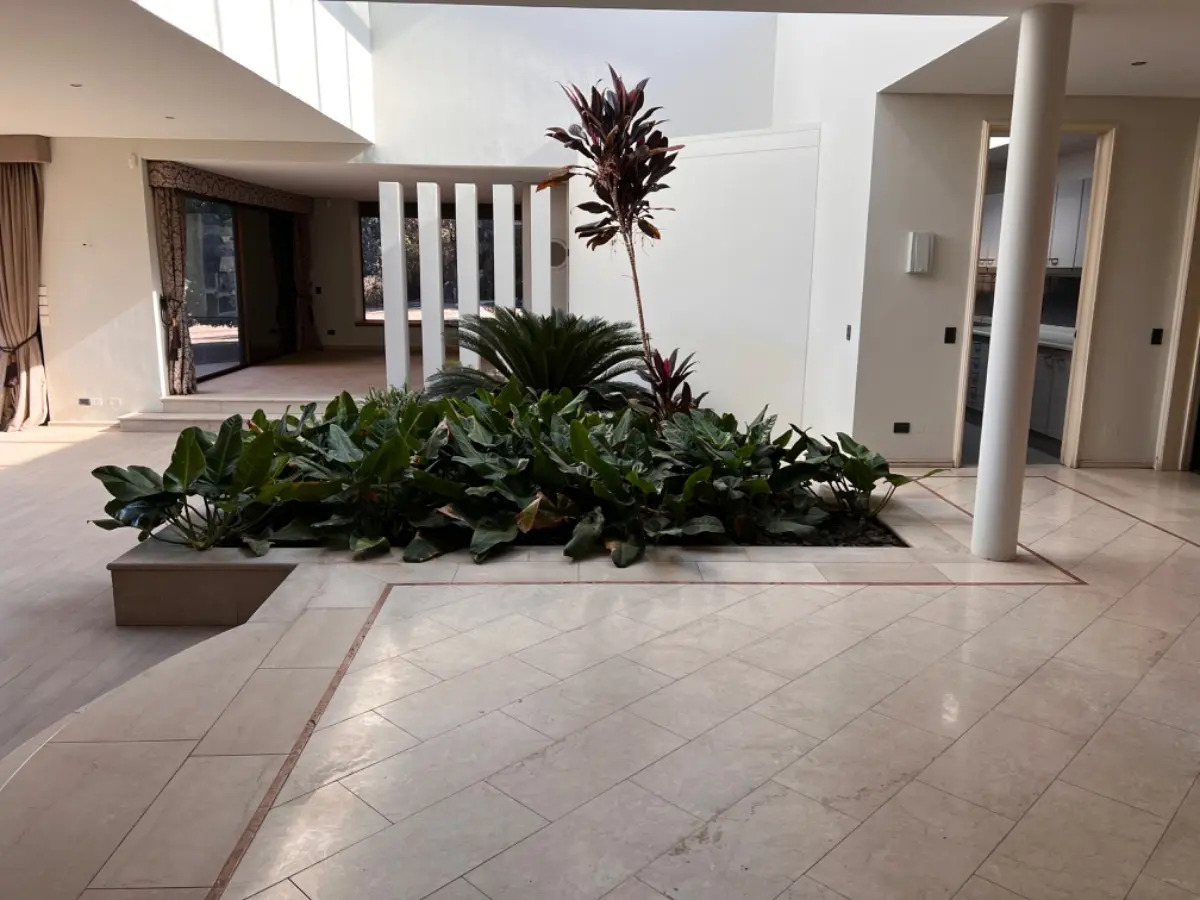 Venta Casa NO 3D 3B 10E 1B Lo Curro - Vitacura