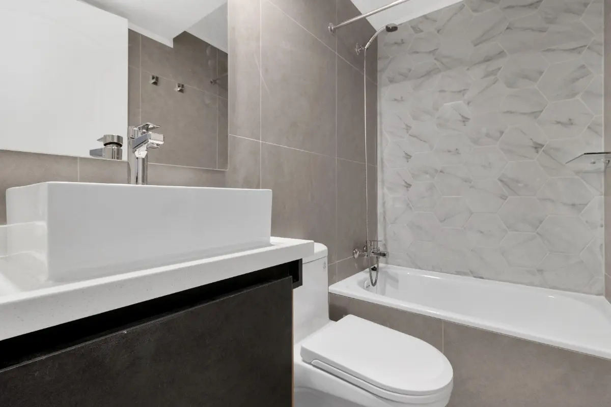 Venta Departamento O 2D en suite Walk-in cl&oacute;set 2B 1E 2B Metro Manquehue - Apumanque - Las Condes