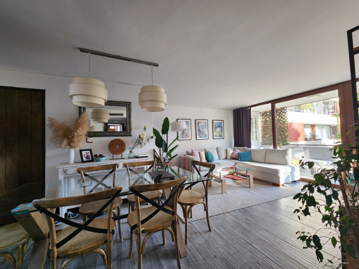 Venta Departamento O 3D en suite 2B 1E 1B Metro Tobalaba - Mall Costanera - Providencia