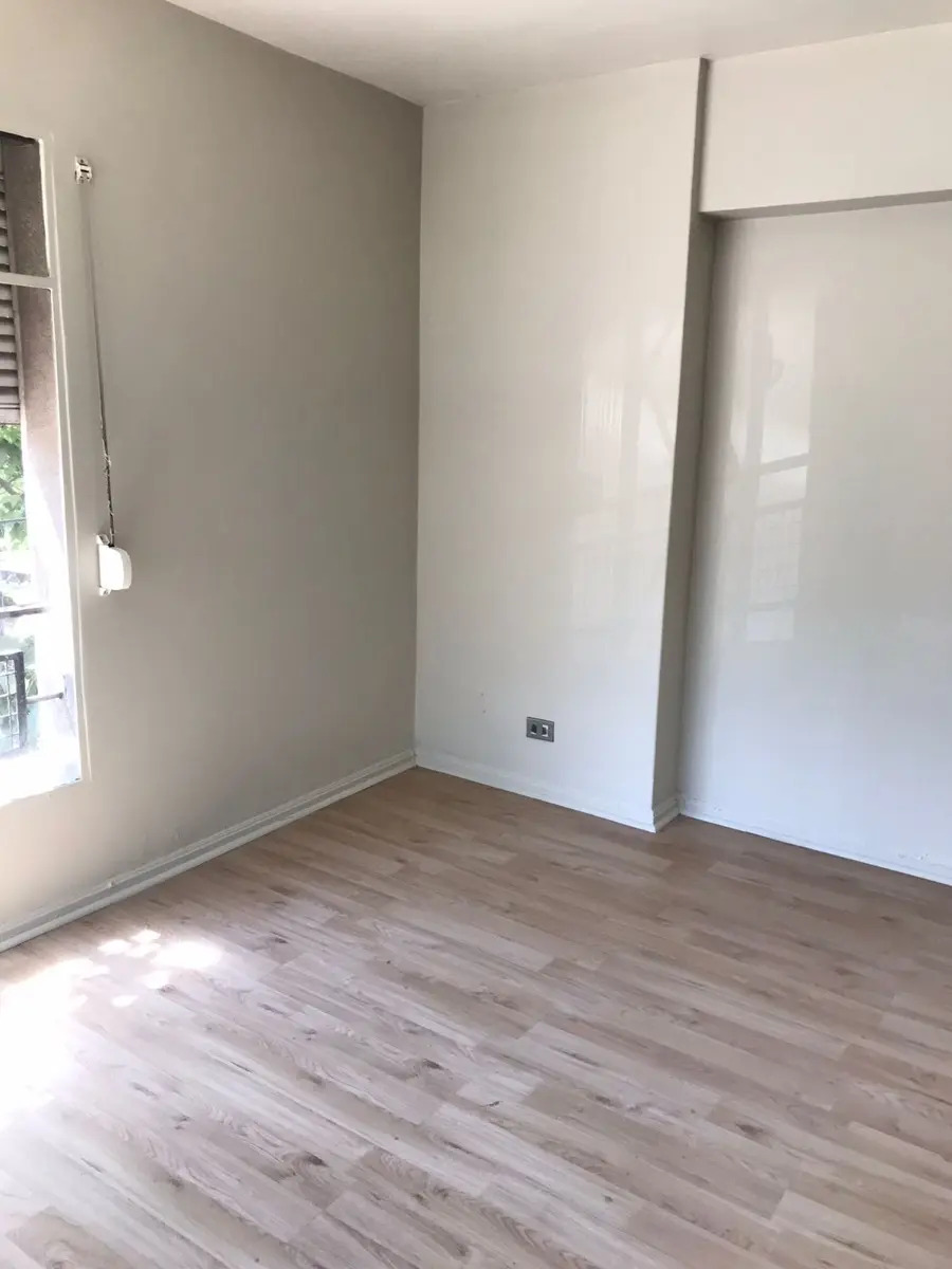 Venta Oficina 1B Plaza Italia - Providencia
