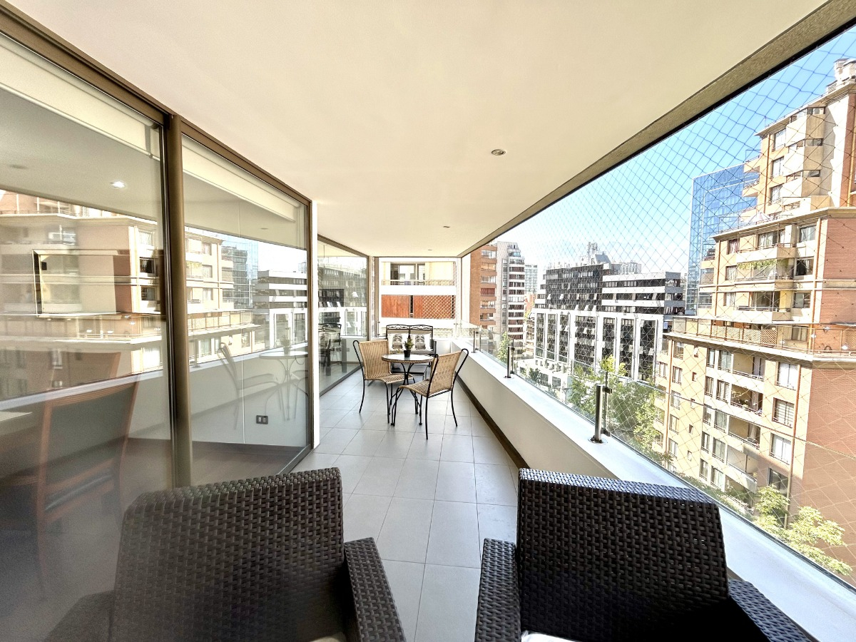 Arriendo Departamento SO 4D en suite Walk-in cl&oacute;set 4B 2E 1B Barrio El Golf - Las Condes