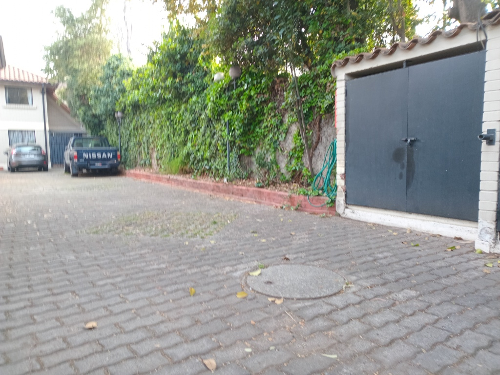 Venta Casa 4D 3B 1E Troncos Viejos - La Reina