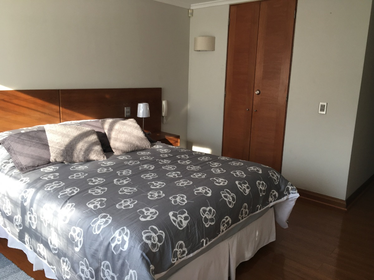 Venta Departamento 4D 3B 2E 1B Metro Escuela Militar - Las Condes